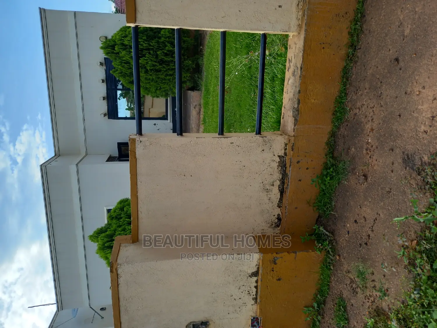 Furnished 3bdrm Villa in Kira for Sale in Kira
