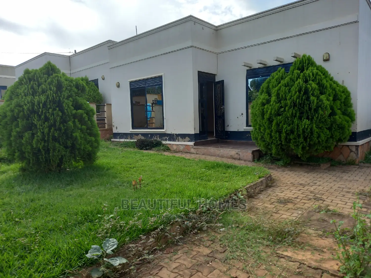 Furnished 3bdrm House in Kira for Sale in Kira