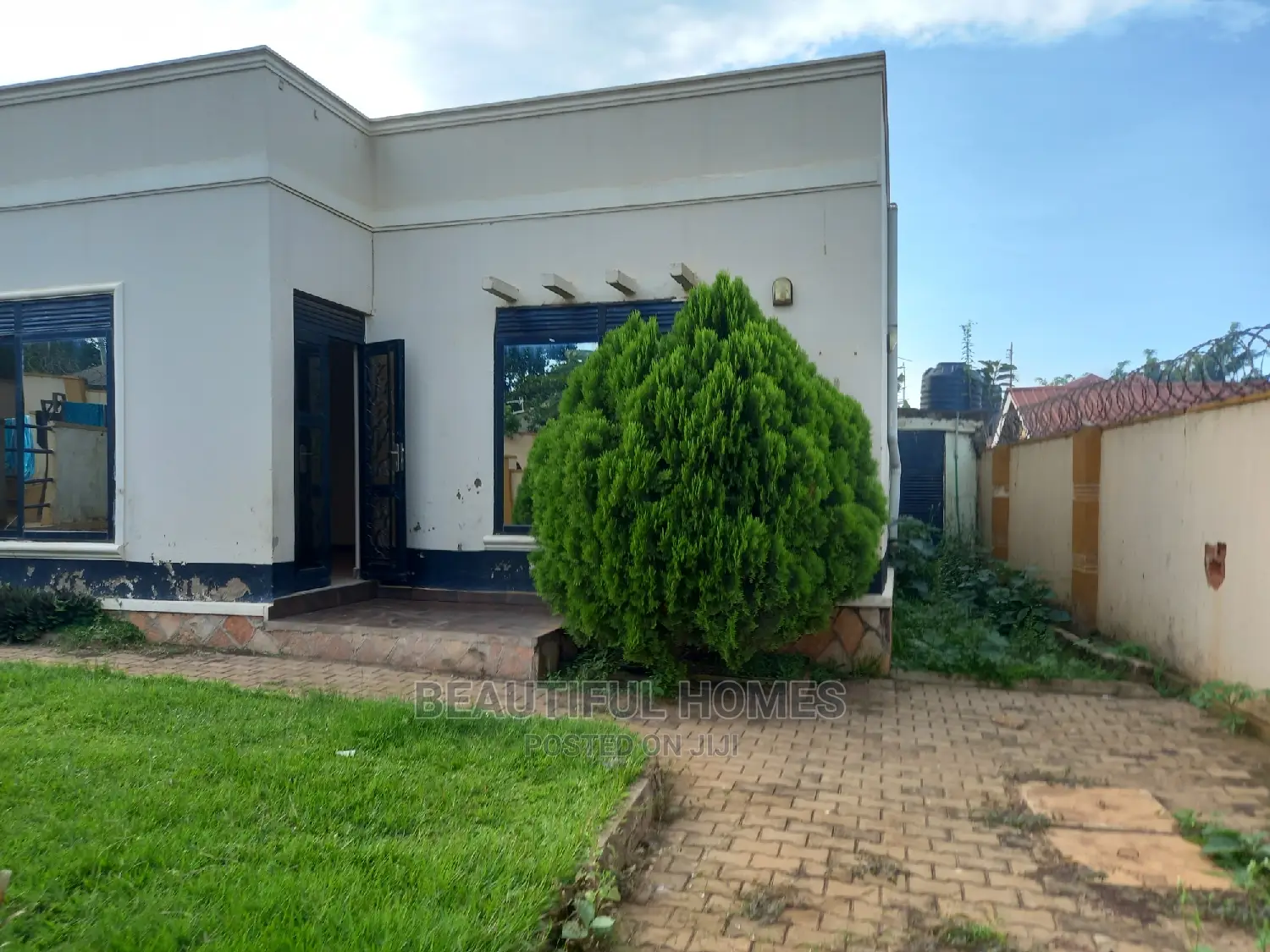 Furnished 3bdrm House in Kira for Sale in Kira