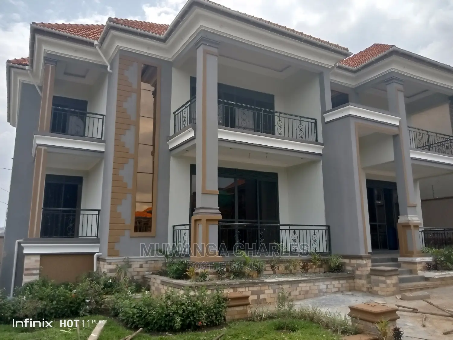 5bdrm Duplex in Fs Properties Ltd, Central Division for Sale in Central Division