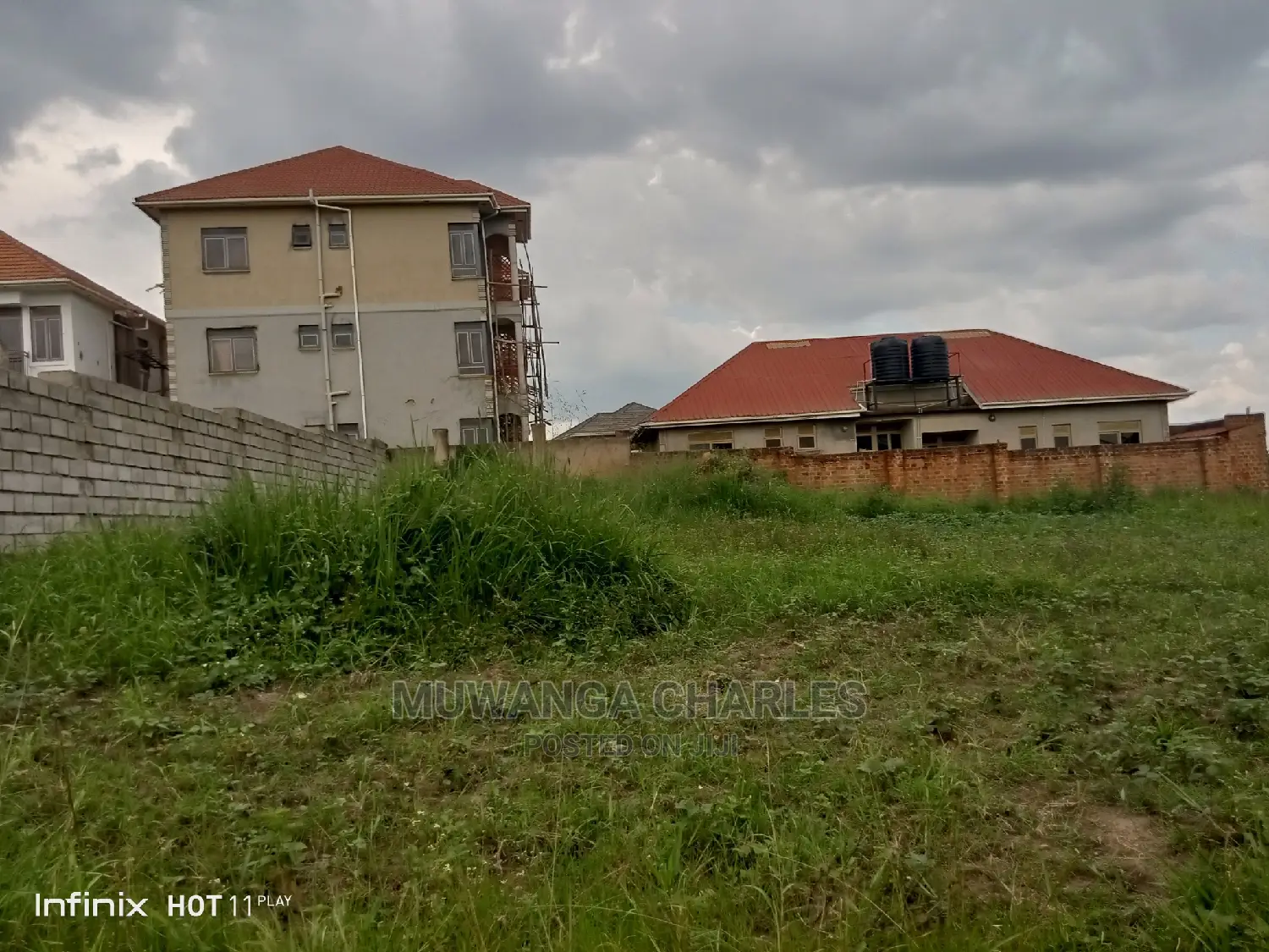 100by50ft Plot of Land for Sale in Kira Shimon in Central Division