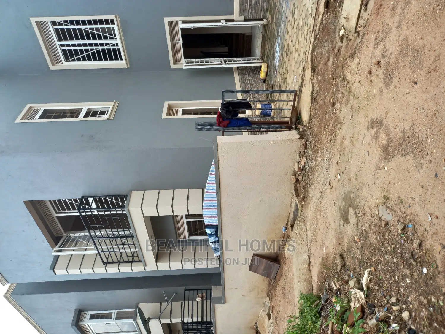 Furnished 4bdrm Duplex in Kira Tarmack for Sale in Kira