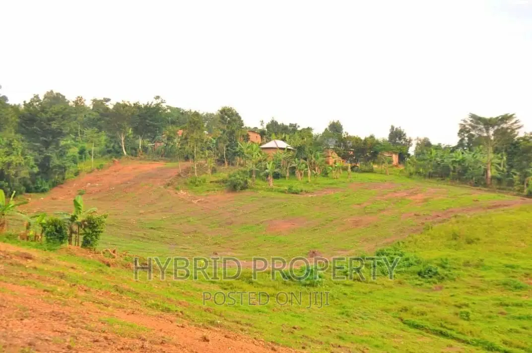 Prime Plots for Sale at Bukalango~Wakiso Estate~Hoima Road. in Wakiso / Wakiso