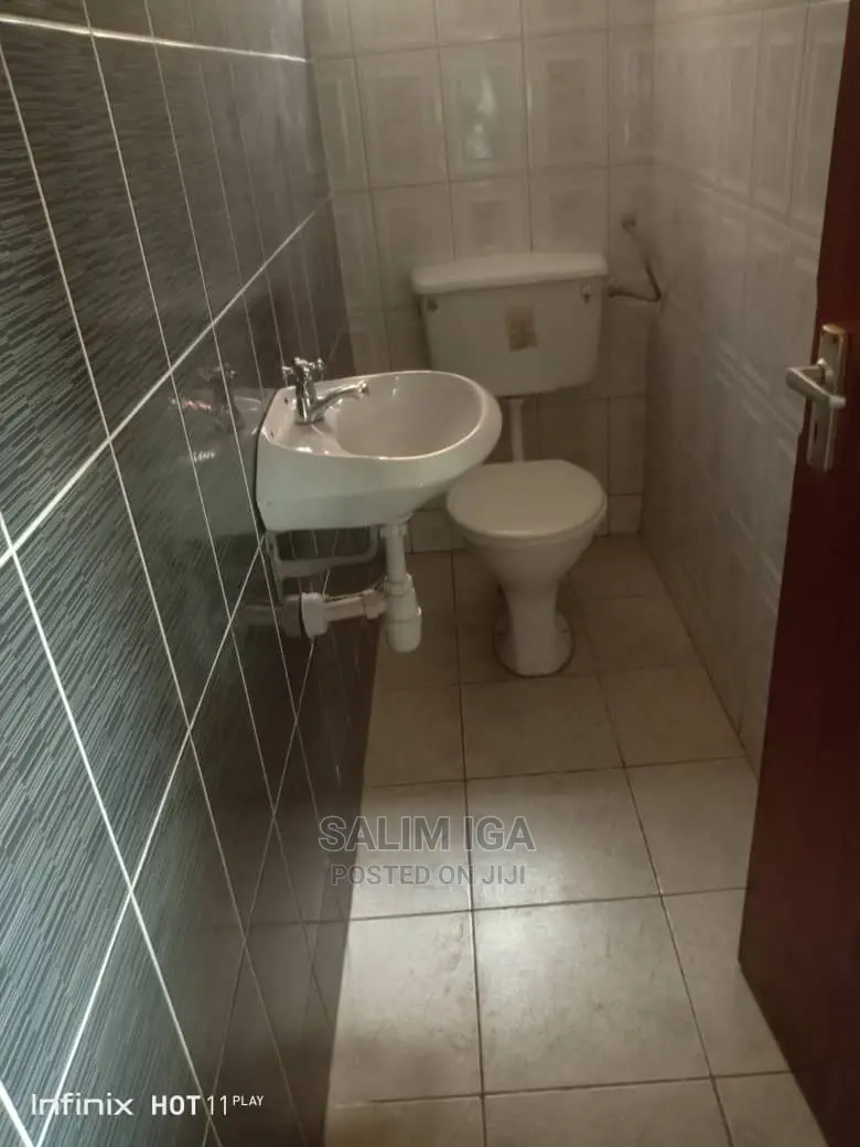 4bdrm Bungalow in Kololo Property, Central Division for Rent in Central Division