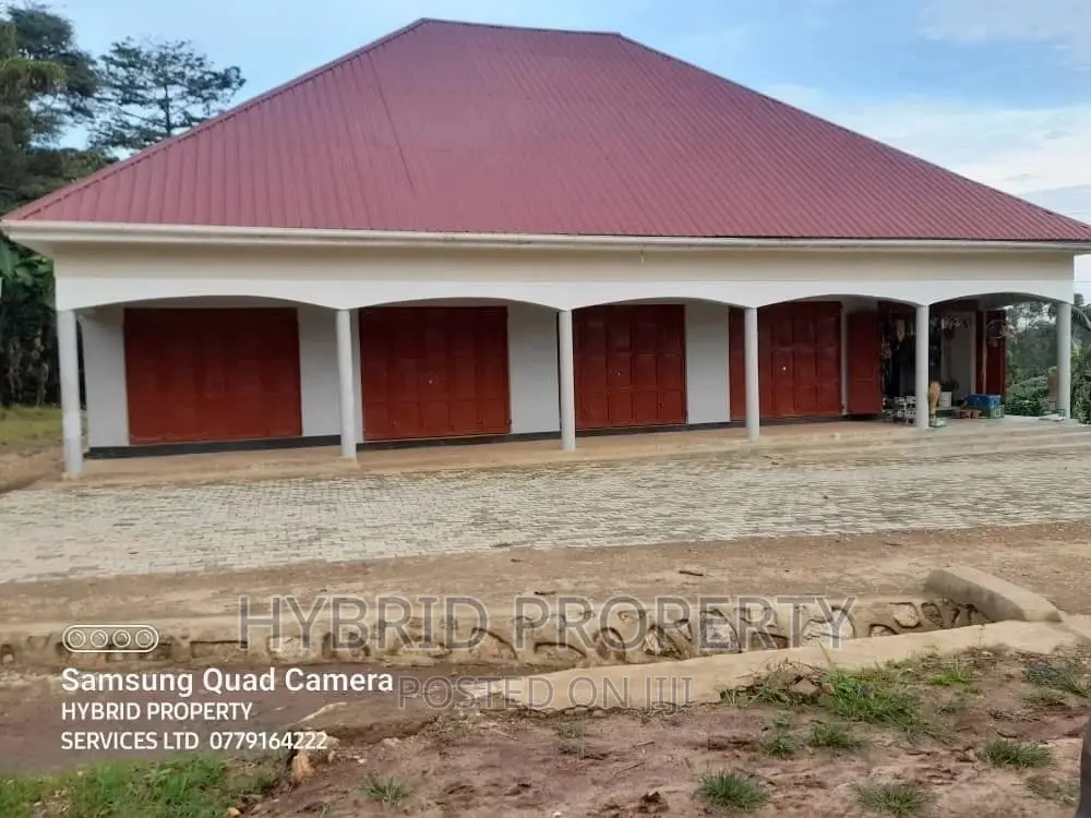 Plots for Sale at Gobero~Kyengeza II Land Estate~Hoima Rd. in Kakiri