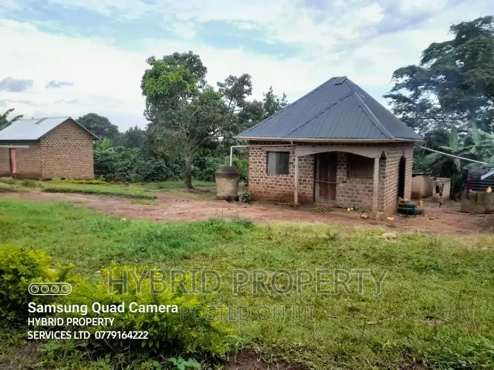 Plots for Sale at Gobero~Kyengeza II Land Estate~Hoima Rd. in Kakiri