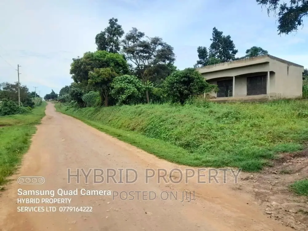 Plots for Sale at Gobero~Kyengeza II Land Estate~Hoima Rd. in Kakiri