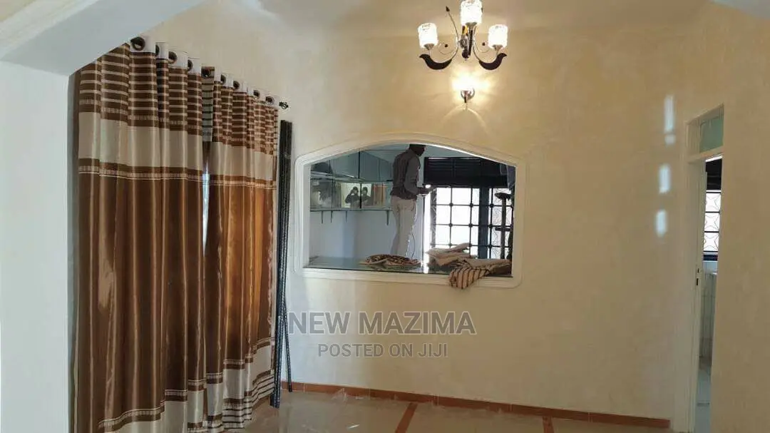 4bdrm Bungalow in Kitende, Division A for sale in Division A