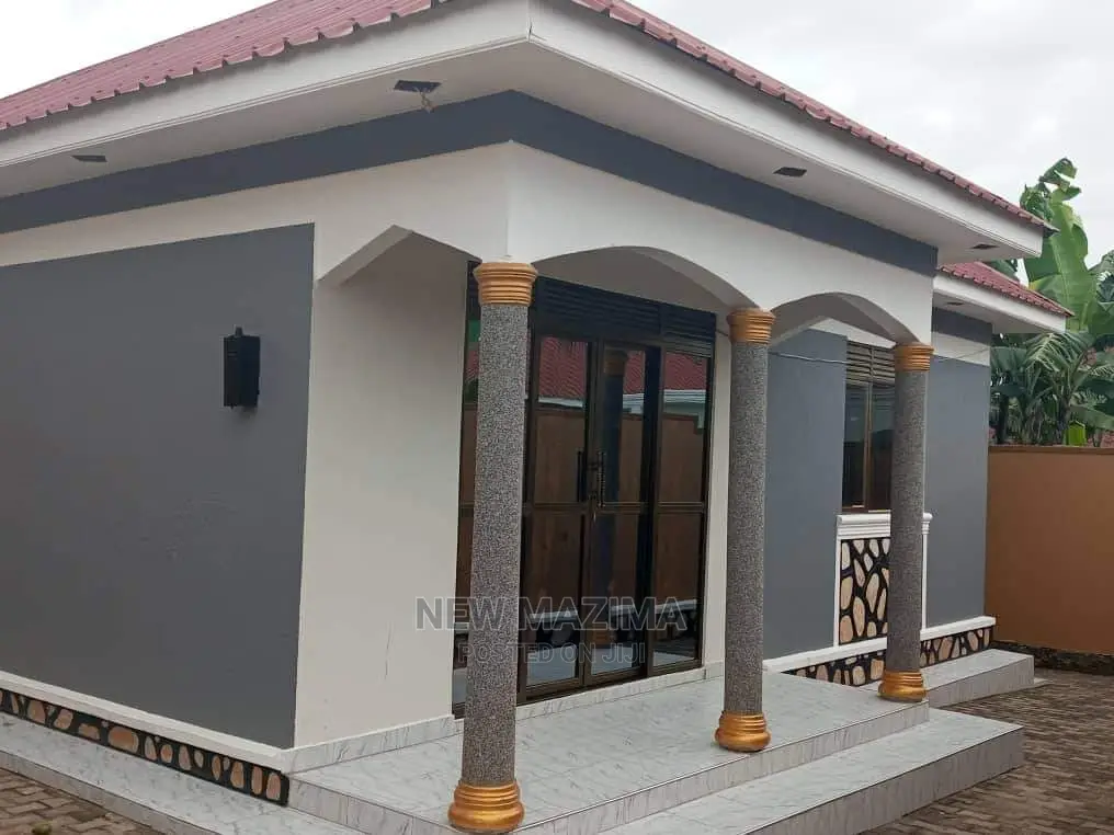 3bdrm House in Mpererwe Kabaganda, Central Division for Sale in Central Division
