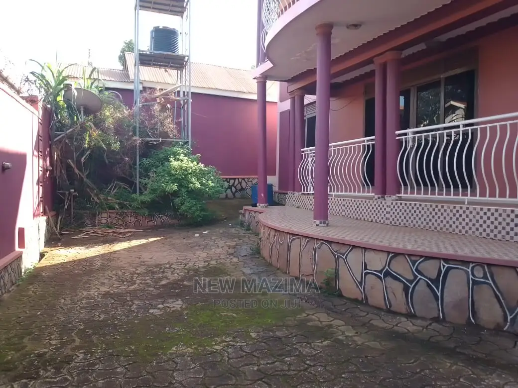 5bdrm Maisonette in Munyonyo Heights, Central Division for Rent in Central Division