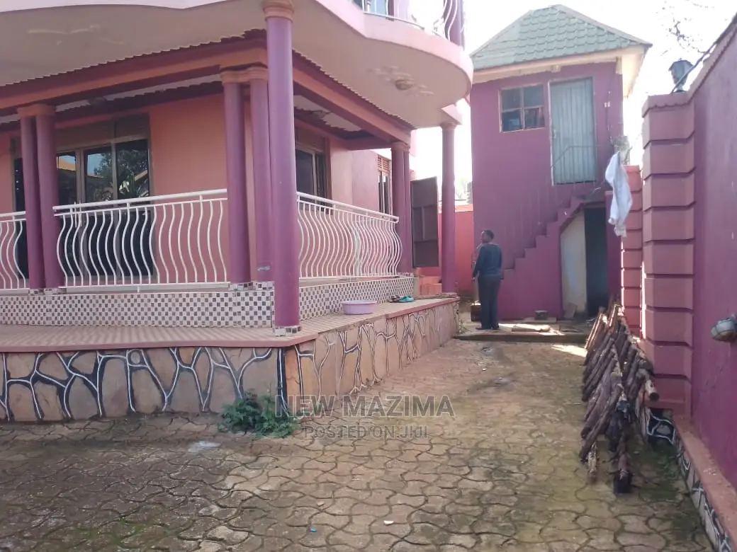5bdrm Maisonette in Munyonyo Heights, Central Division for Rent in Central Division