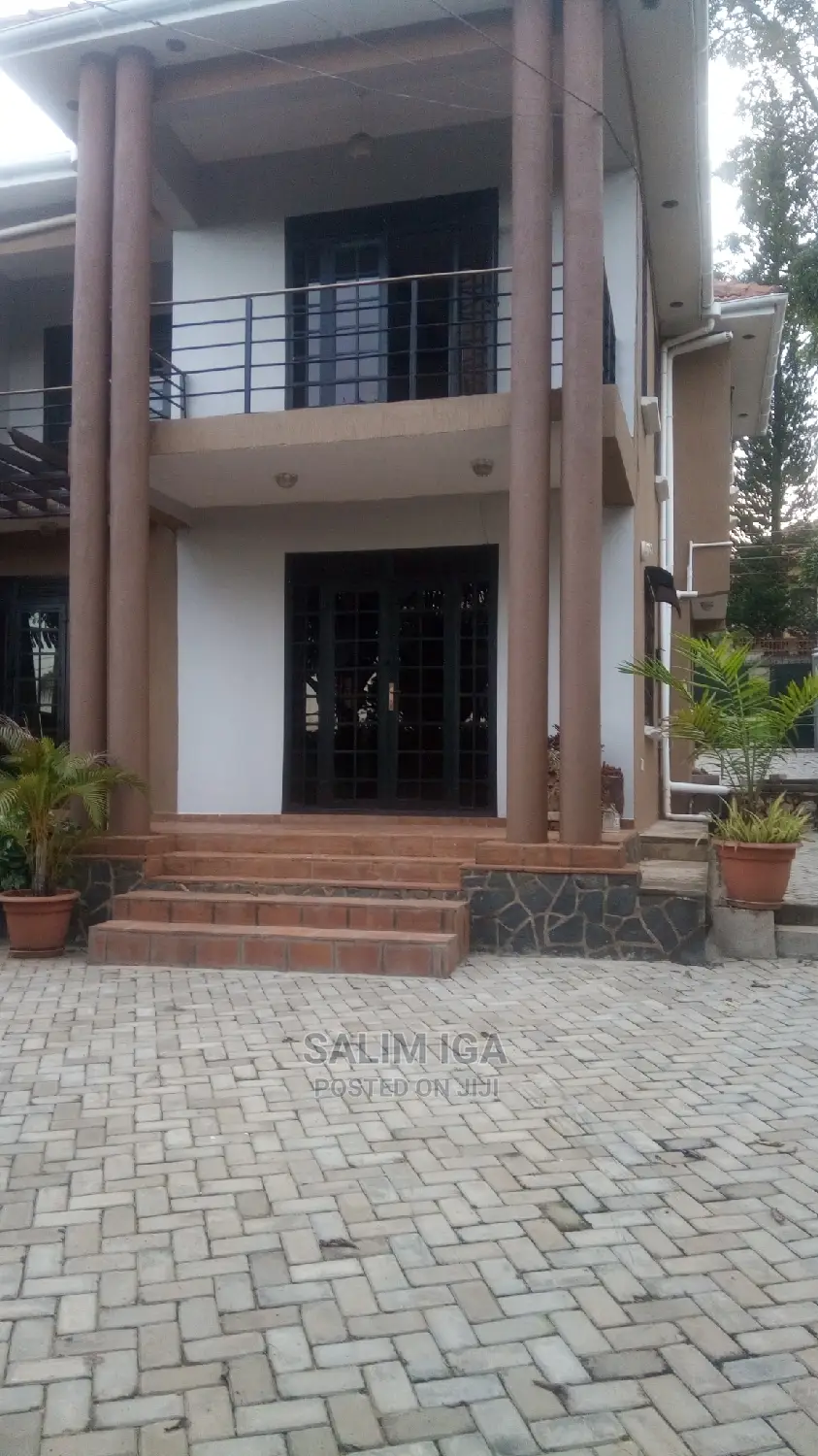4bdrm Duplex in Kololo Property, Central Division for Rent in Central Division