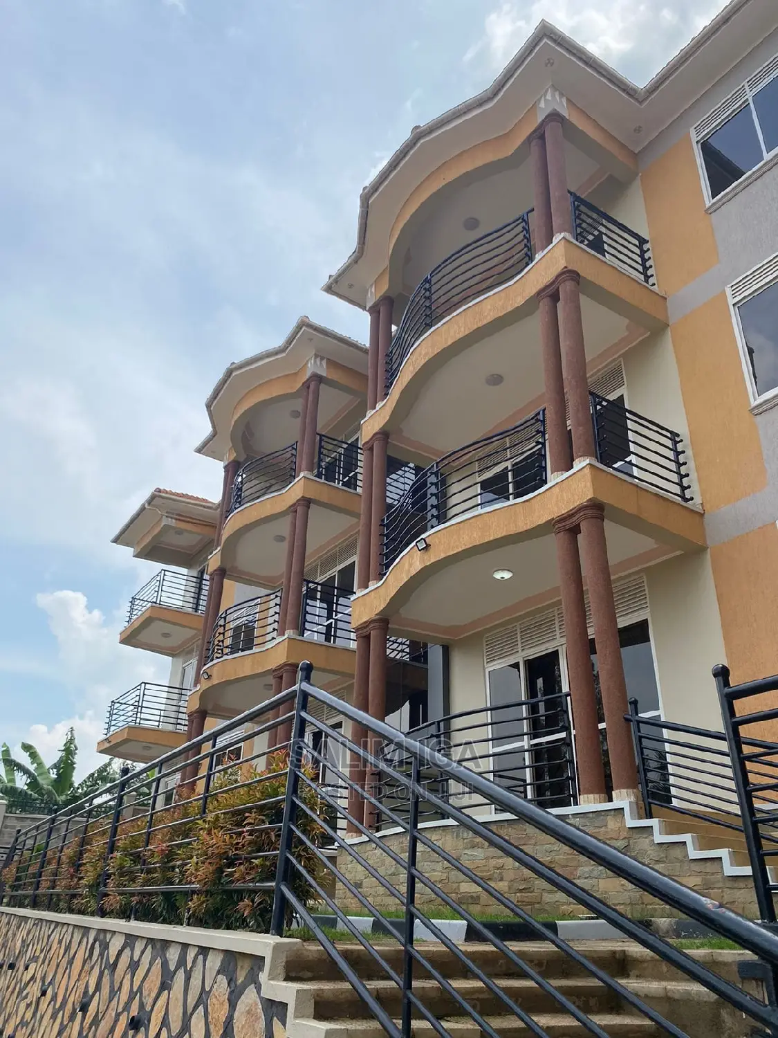 2bdrm Block of Flats in Kololo Property, Central Division for Rent in Central Division