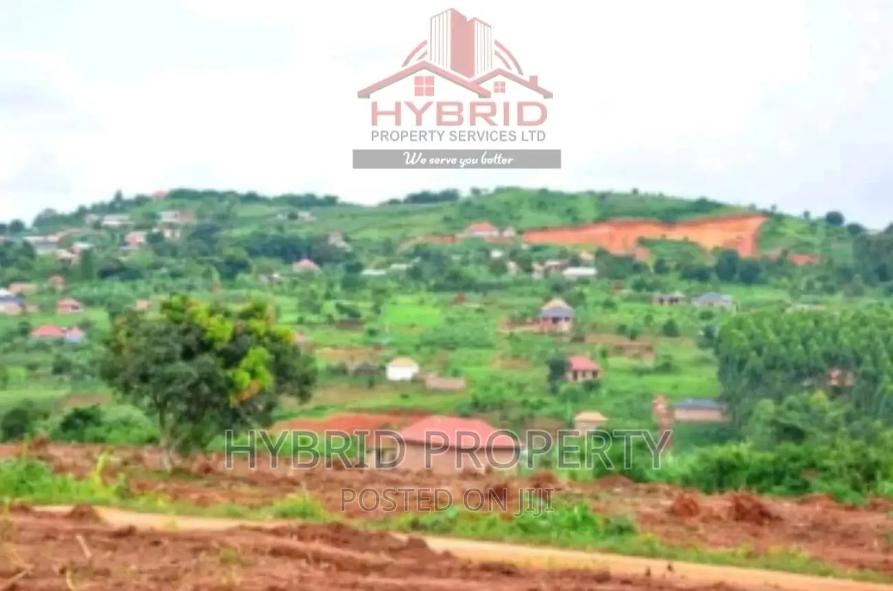 Prime Plots For Sale At Bugwanya~[Half-london]~Hoima Road II in Wakiso / Wakiso
