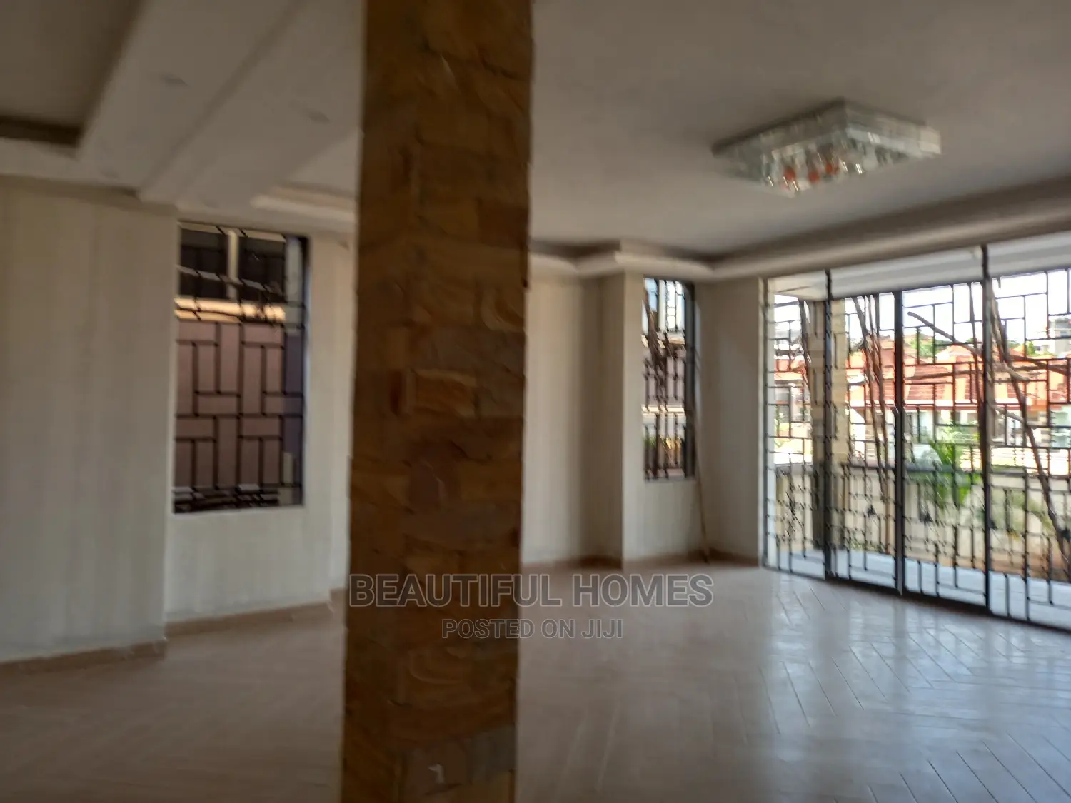 Furnished 6bdrm House in Kiwatule Posh, Central Division for Sale in Central Division