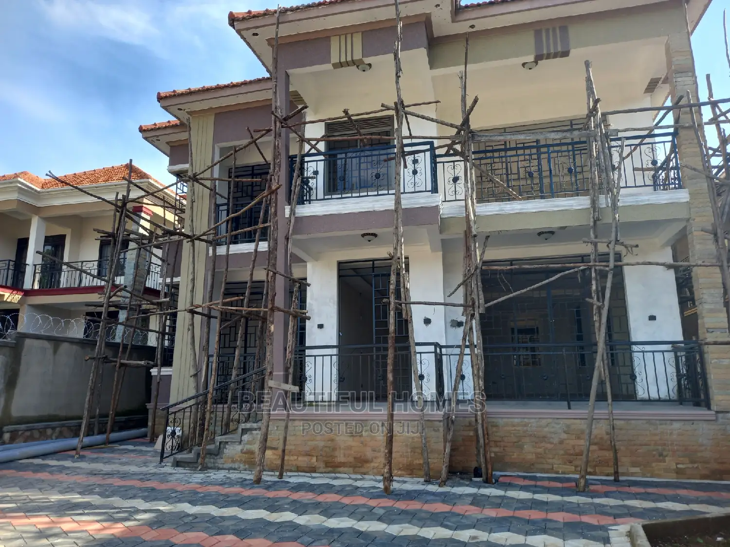 Furnished 6bdrm House in Kiwatule, Central Division for Sale in Central Division