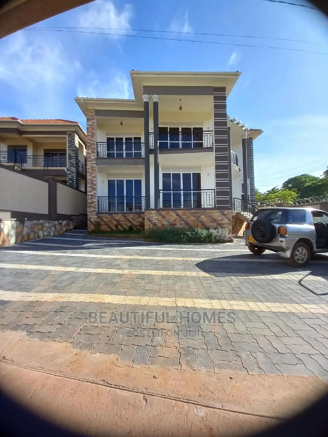Furnished 6bdrm Mansion in Kiwatule, Central Division for Sale in Central Division