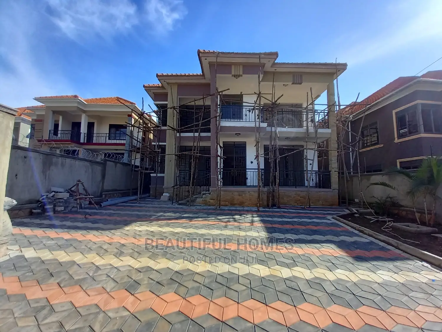 Furnished 6bdrm Mansion in Kiwatule, Central Division for Sale in Central Division