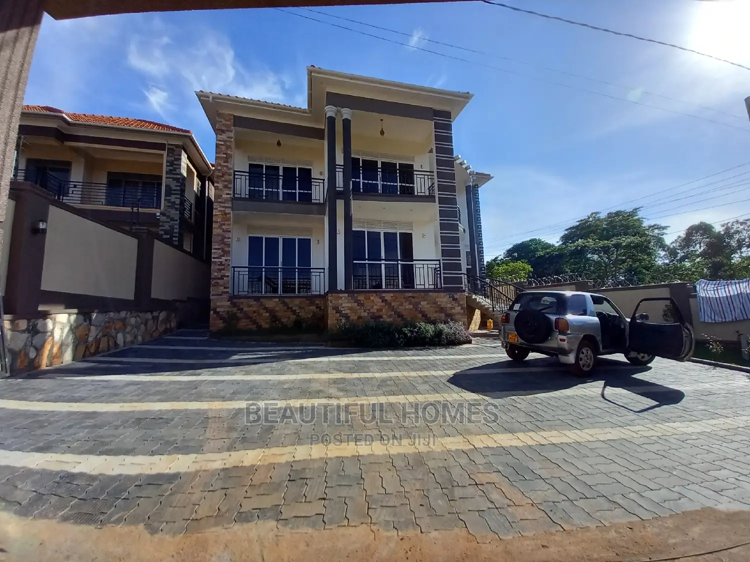 Furnished 6bdrm Mansion in Kiwatule, Central Division for Sale in Central Division