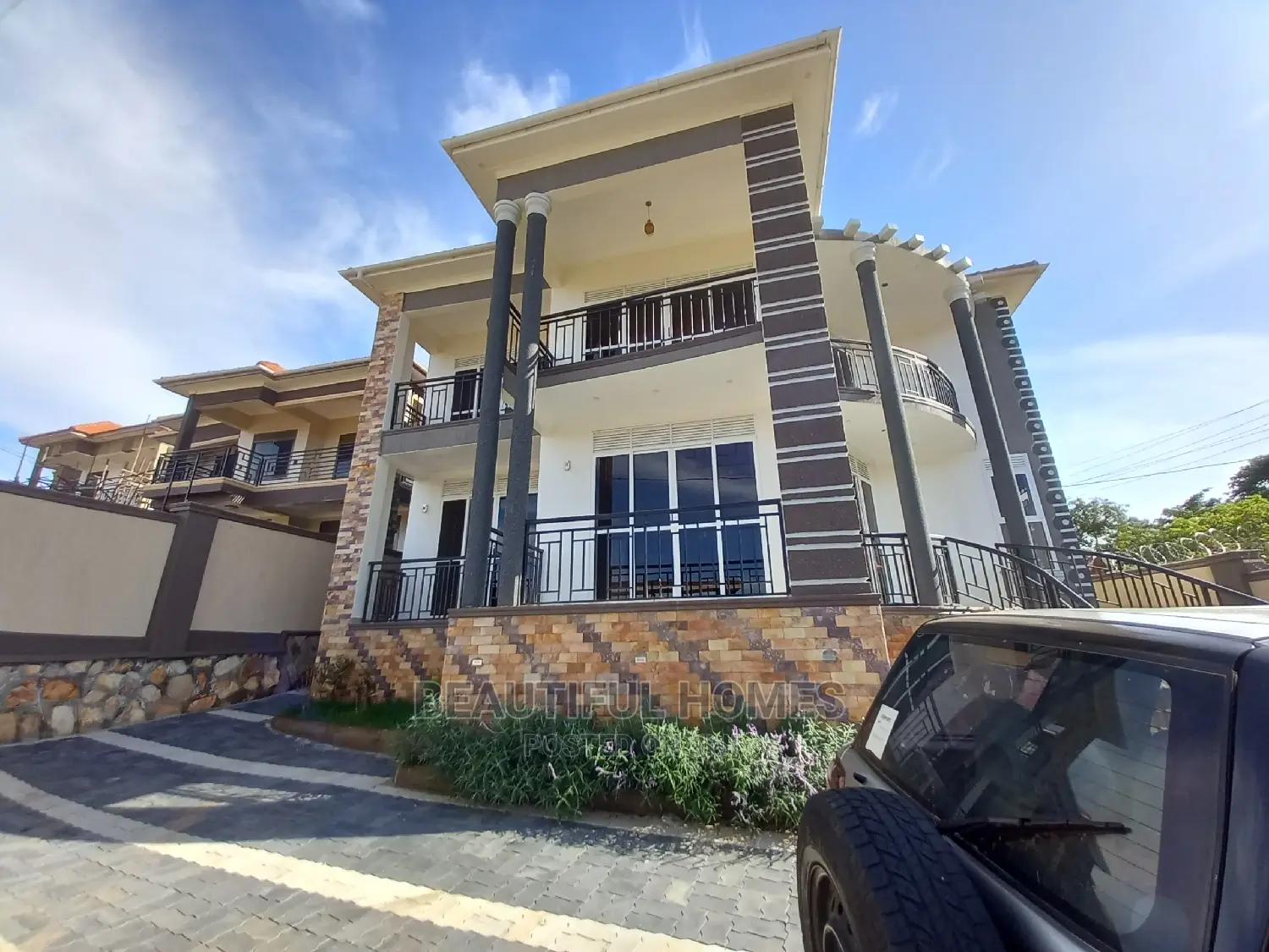 Furnished 6bdrm House in Kiwatule, Central Division for Sale in Central Division