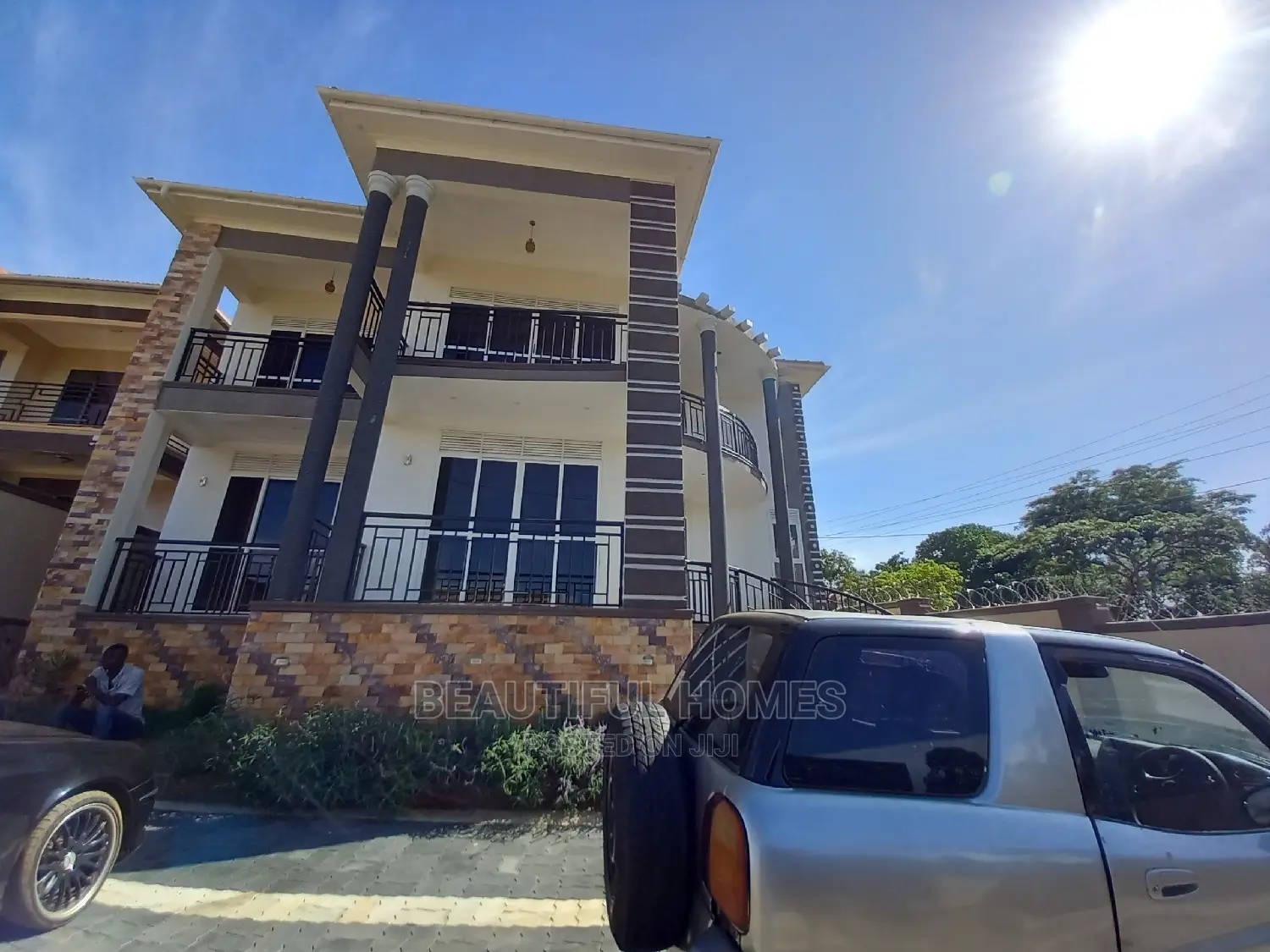 Furnished 6bdrm Mansion in Kiwatule Wealthy, Central Division for Sale in Central Division