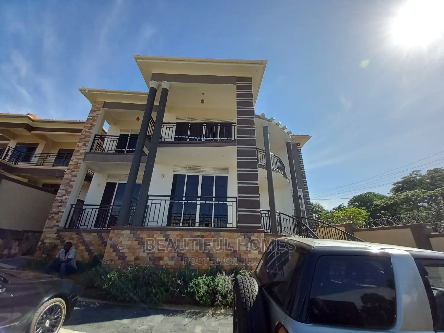 Furnished 6bdrm Mansion in Kiwatule Wealthy, Central Division for Sale in Central Division