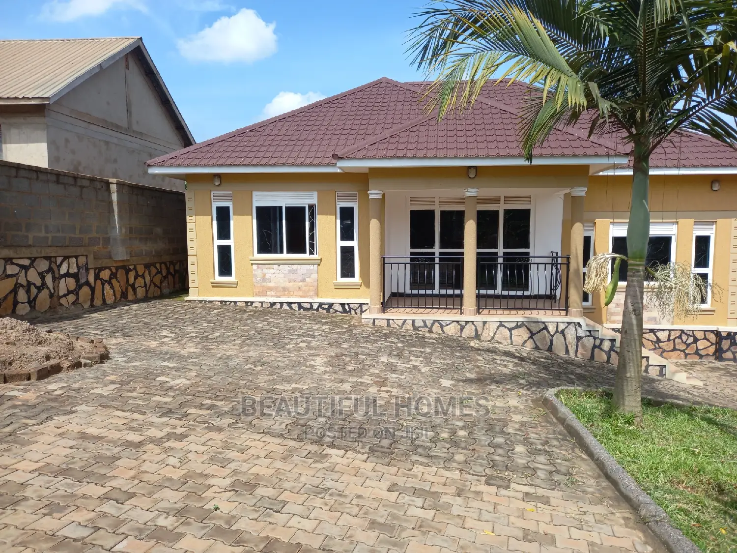 Furnished 3bdrm House in Kira Posh for Sale in Kira
