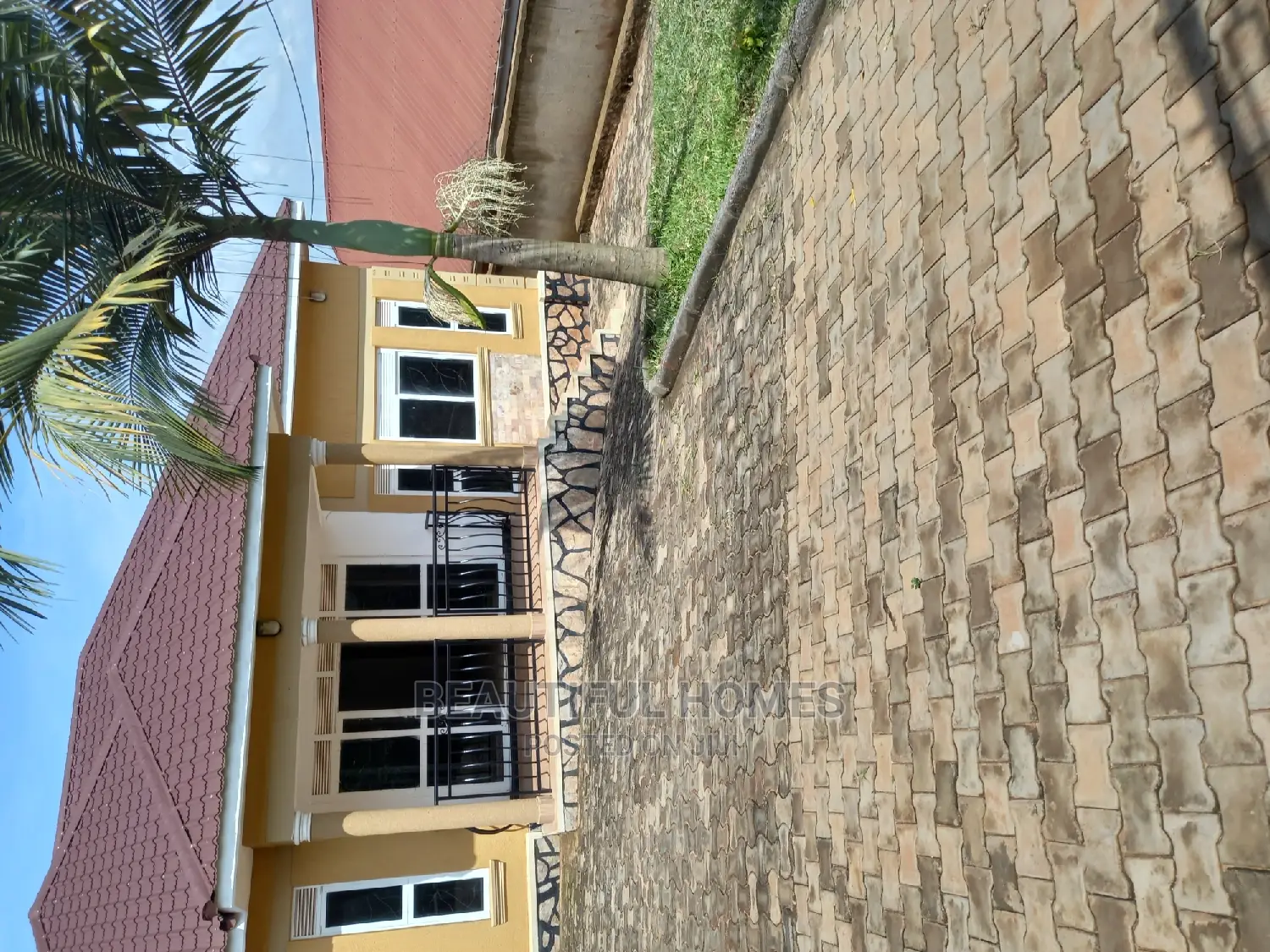 Furnished 3bdrm Bungalow in Kira for Sale in Kira