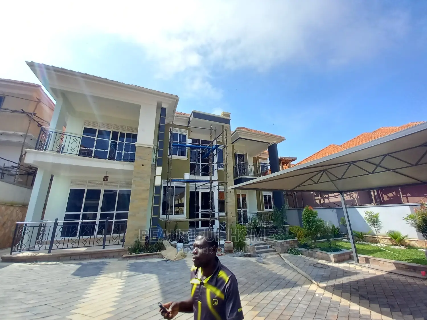 Furnished 6bdrm Mansion in Kyanja, Central Division for Sale in Central Division