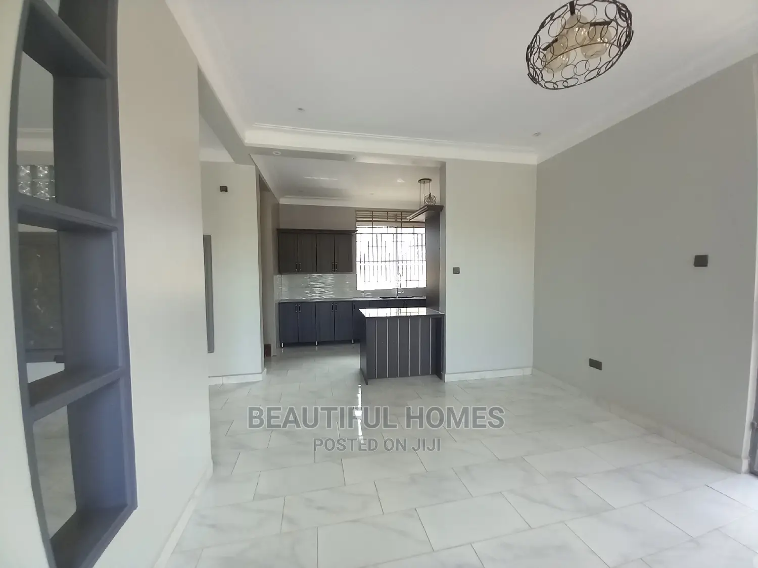 Furnished 5bdrm Duplex in Kyanja Corporate, Central Division for Sale in Central Division
