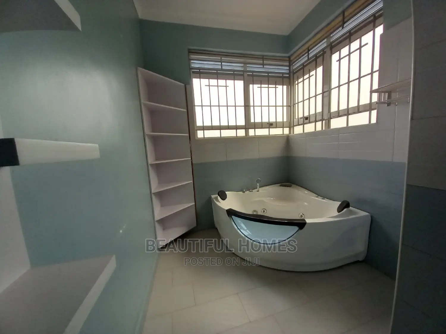 Furnished 5bdrm House in Kyanja, Central Division for Sale in Central Division
