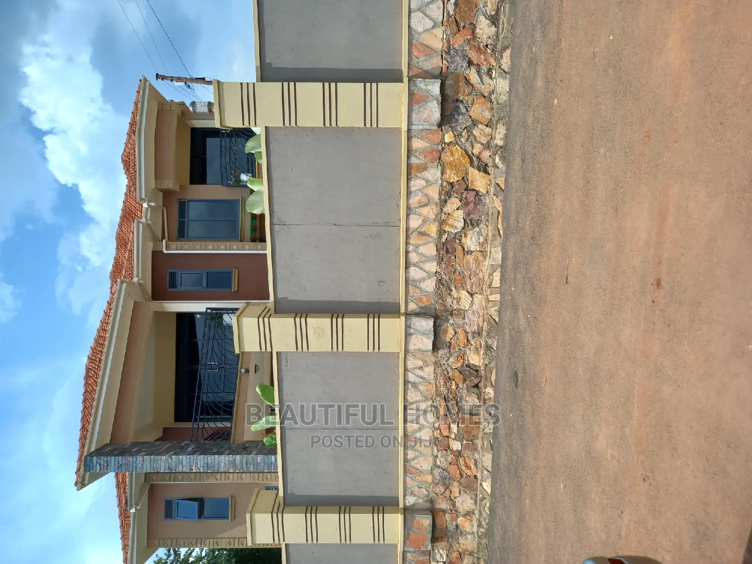 Furnished 5bdrm Duplex in Najjera, Central Division for Sale in Central Division