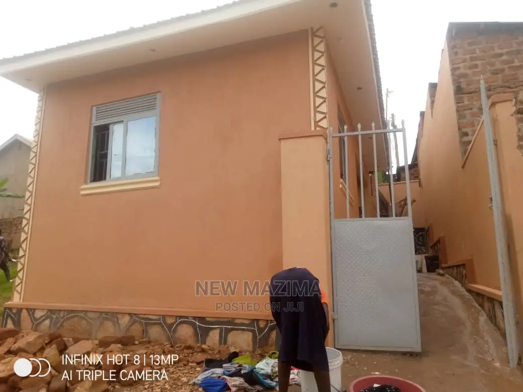 2bdrm House in Kitezi Kabaga, Central Division for Sale in Central Division