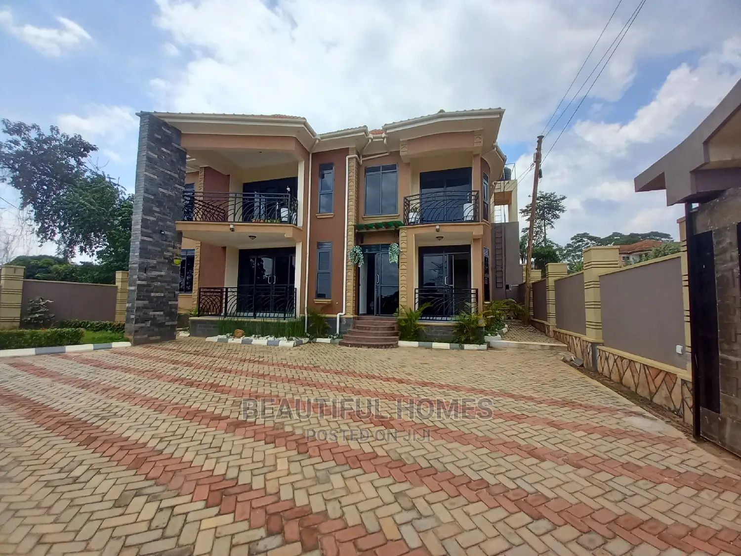 Furnished 5bdrm Mansion in Najjera, Central Division for Sale in Central Division