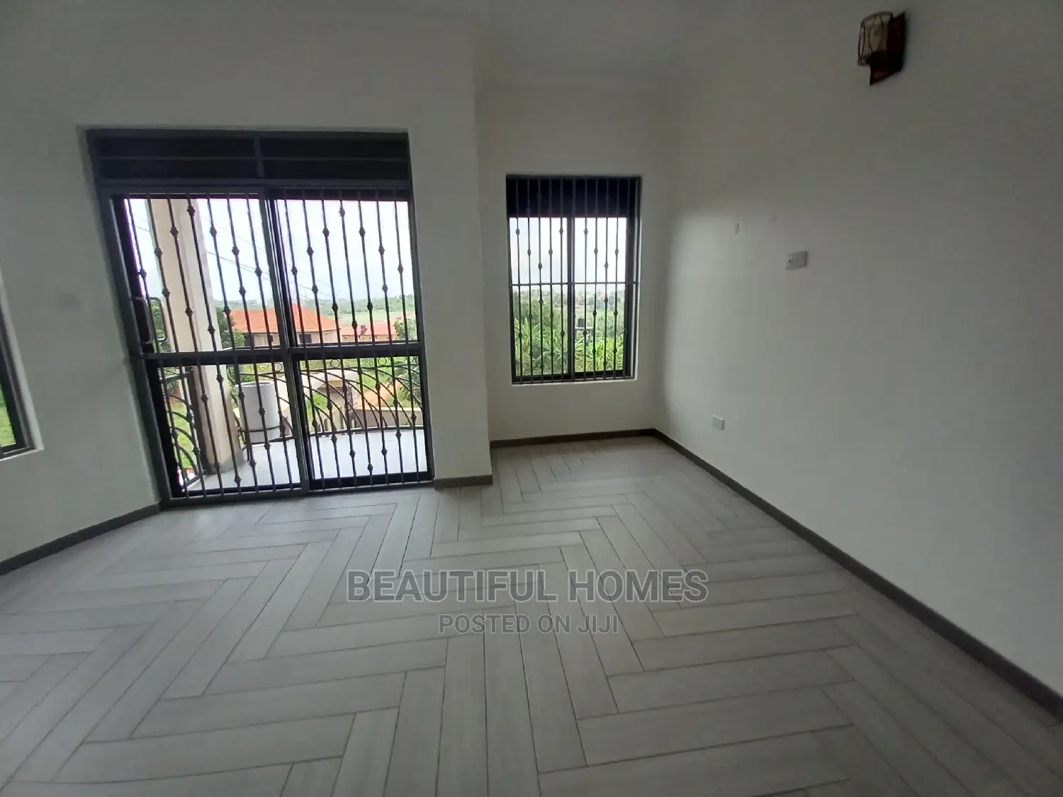 Furnished 5bdrm Mansion in Najjera, Central Division for Sale in Central Division