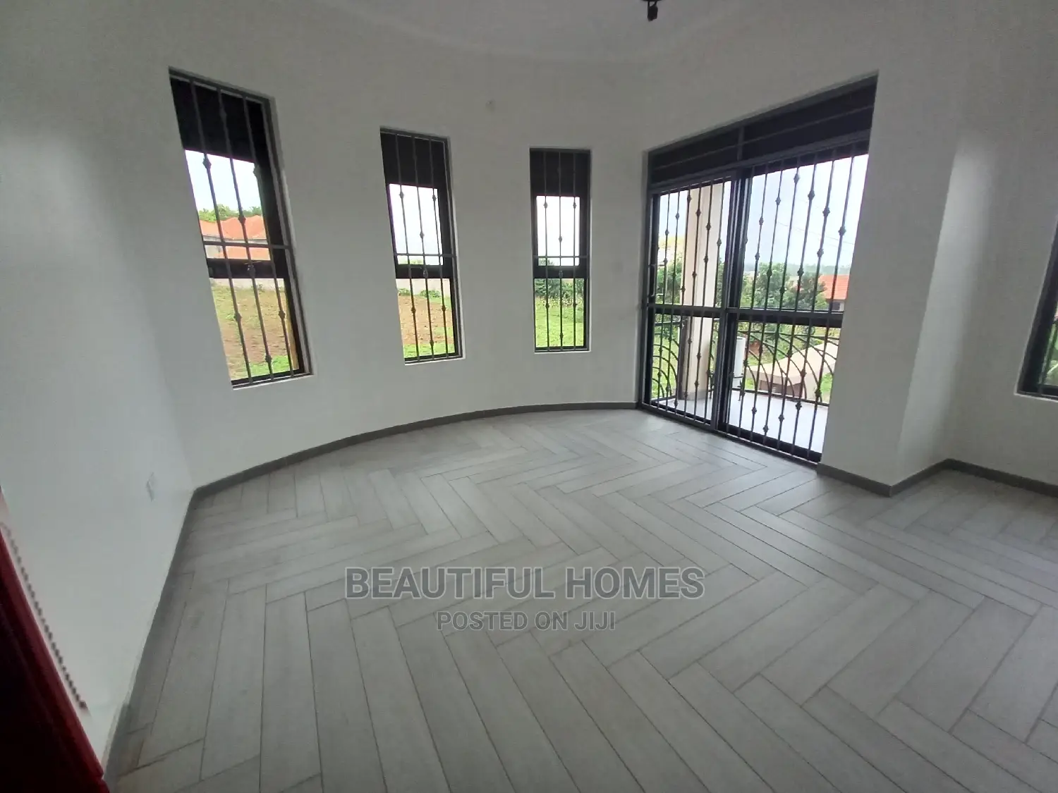 Furnished 5bdrm Mansion in Najjera, Central Division for Sale in Central Division