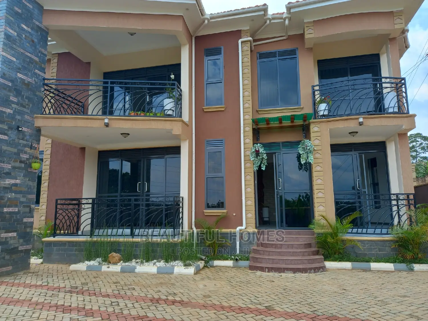 Furnished 5bdrm House in Najjera Posh, Central Division for Sale in Central Division
