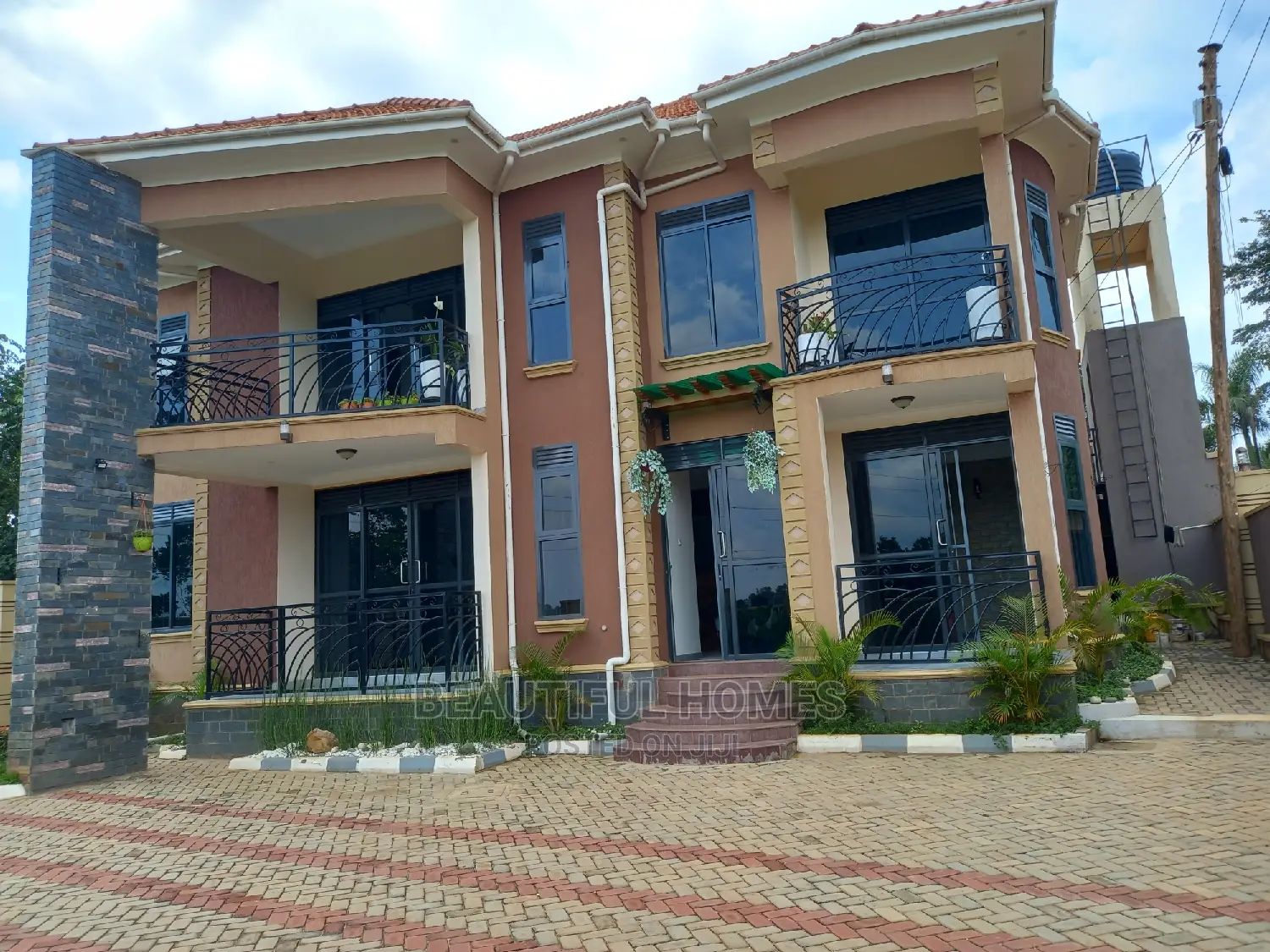 Furnished 5bdrm House in Najjera Posh, Central Division for Sale in Central Division