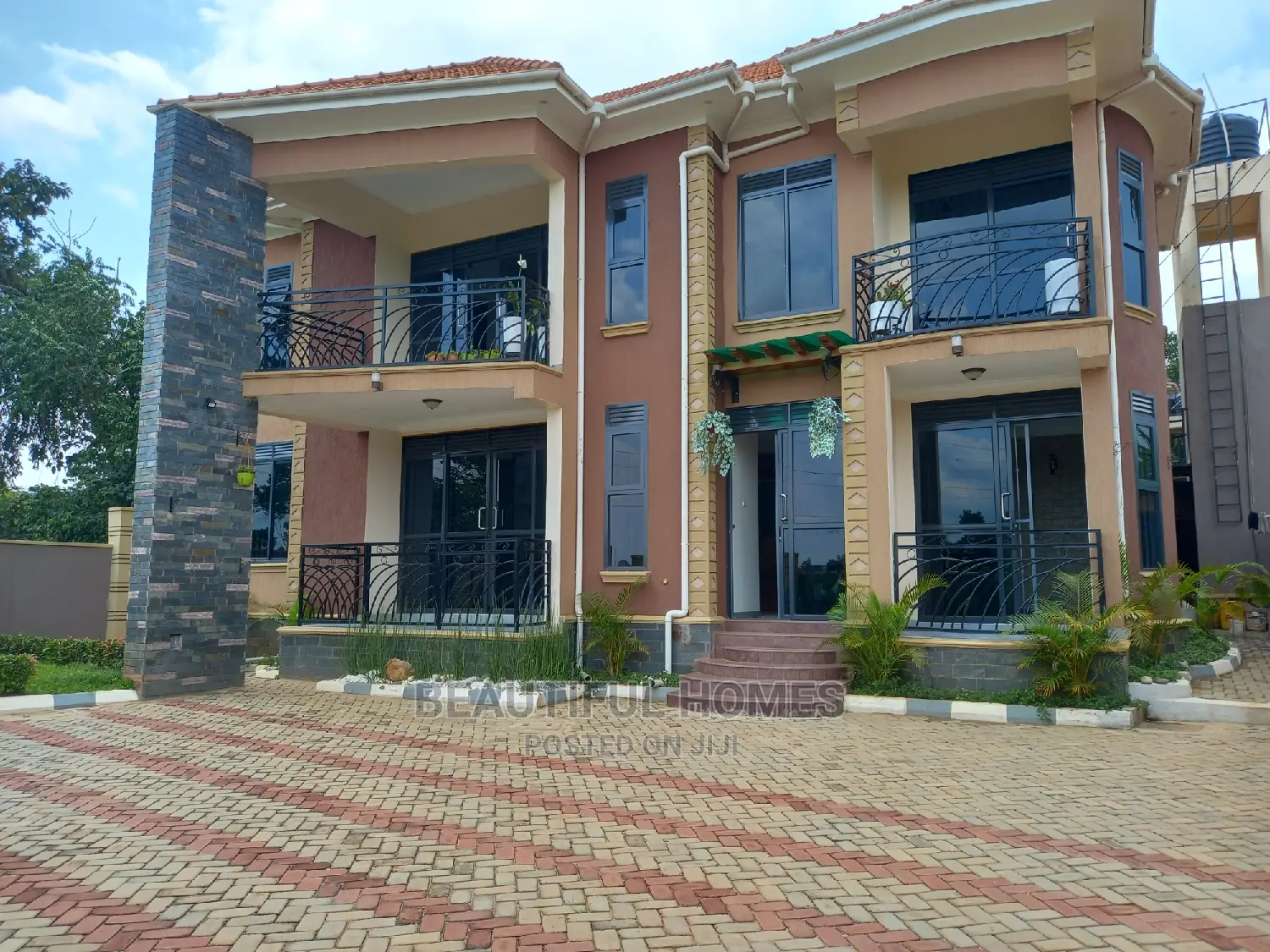 Furnished 5bdrm Mansion in Najjera, Central Division for Sale in Central Division