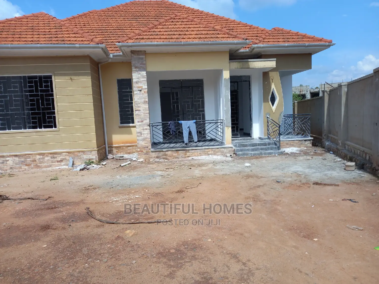 Furnished 4bdrm Bungalow in Kira All Tarmack for Sale in Kira
