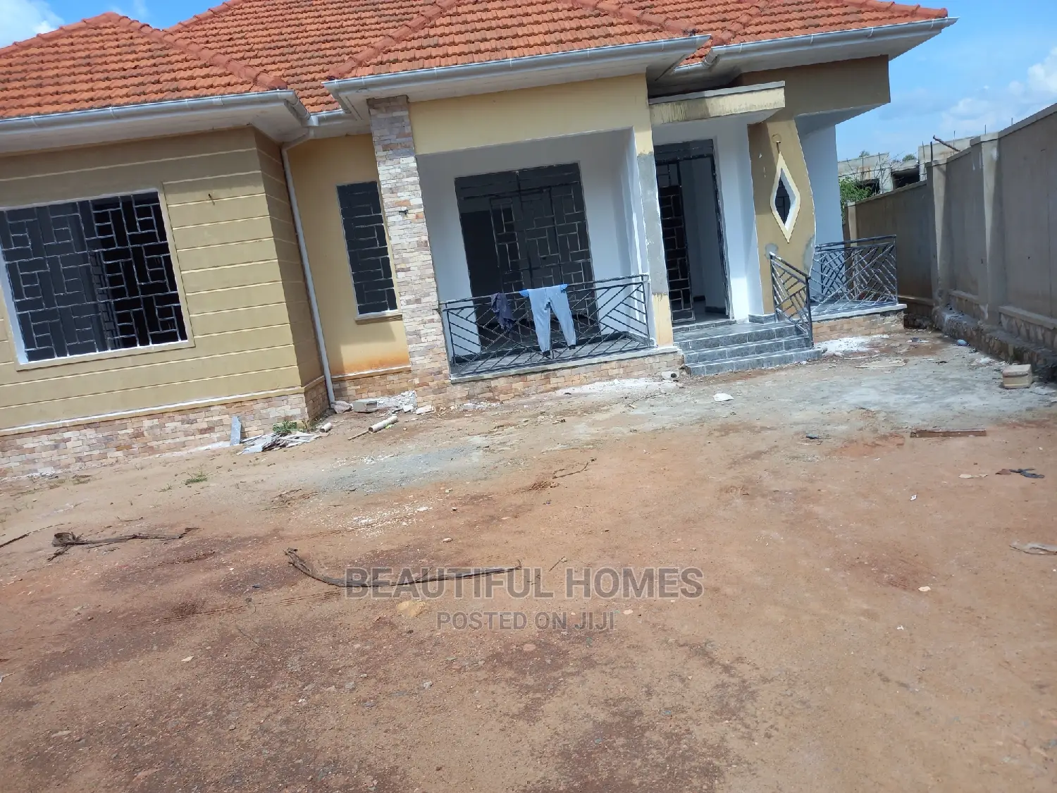 Furnished 4bdrm Bungalow in Kira All Tarmack for Sale in Kira