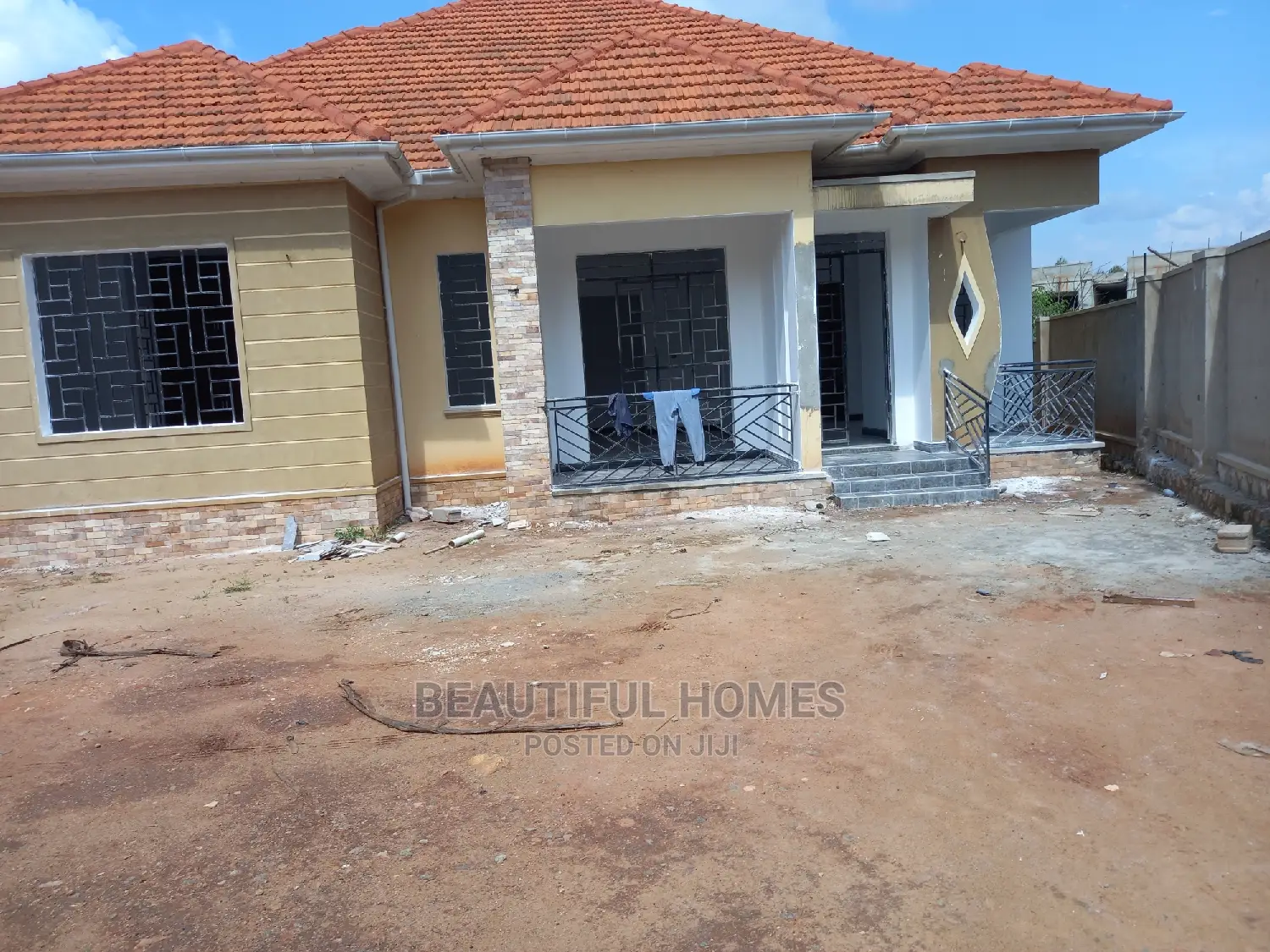 Furnished 4bdrm Bungalow in Kira All Tarmack for Sale in Kira