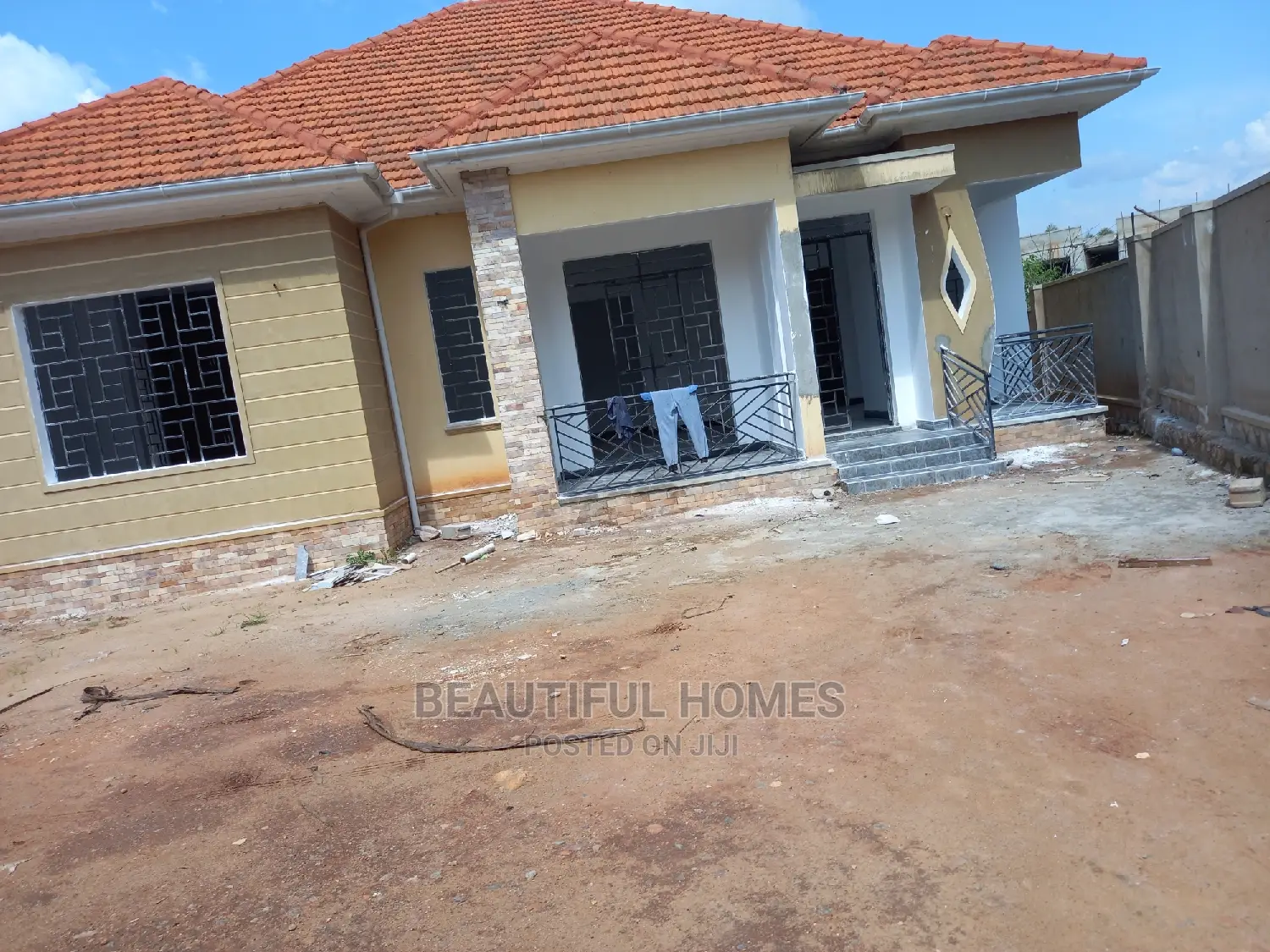 Furnished 4bdrm Bungalow in Kira All Tarmack for Sale in Kira