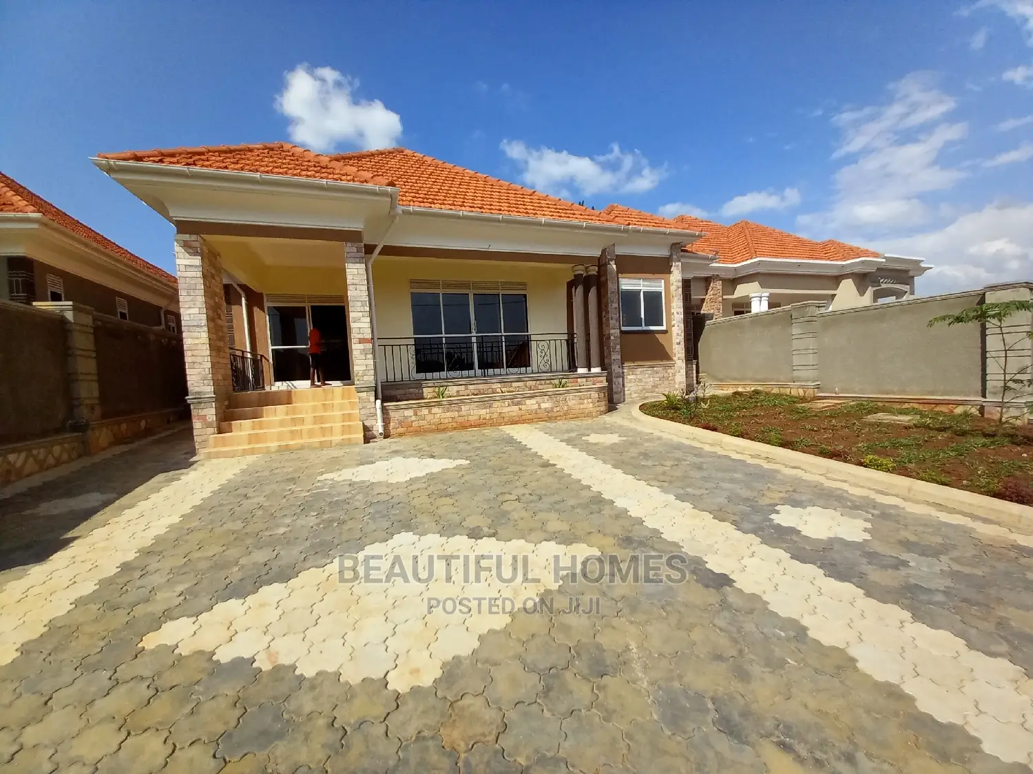 Furnished 4bdrm House in Kira Mamerito for Sale in Kira
