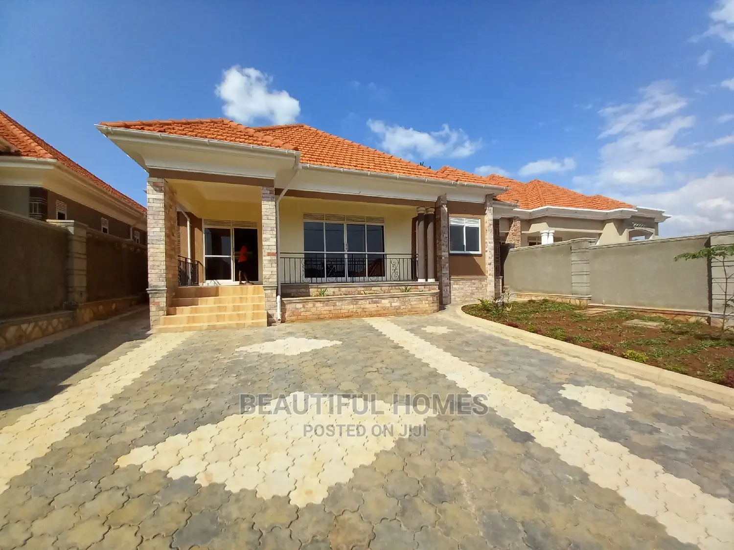 Furnished 4bdrm Bungalow in Kira for Sale in Kira