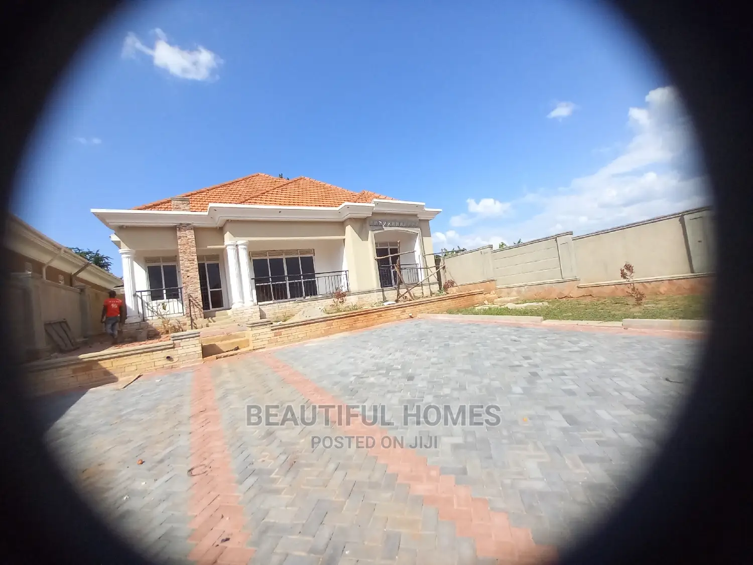 Furnished 4bdrm Bungalow in Kira for Sale in Kira