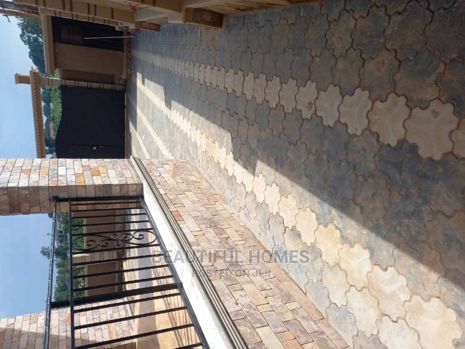 Furnished 4bdrm Bungalow in Kira for Sale in Kira
