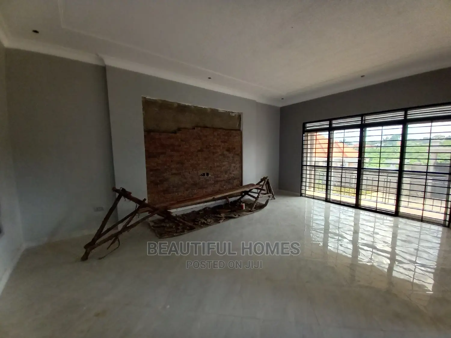 Furnished 4bdrm Mansion in Kira for Sale in Kira