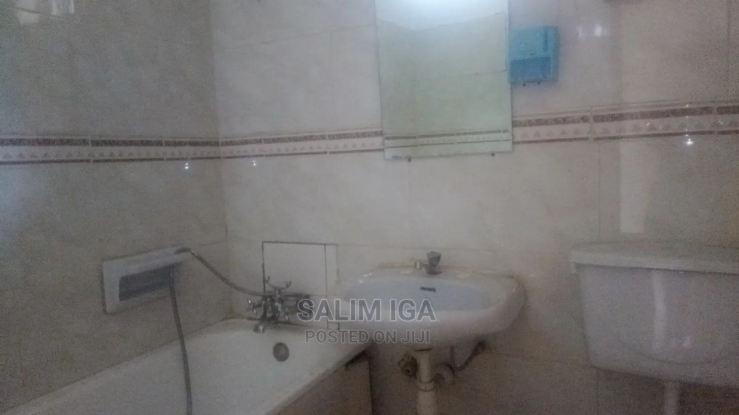 3bdrm Bungalow in Kololo Property, Central Division for Rent in Central Division