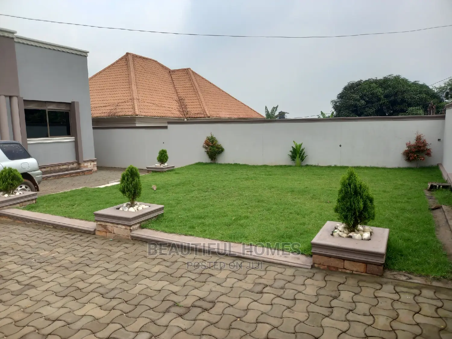 Furnished 4bdrm House in Kira for Sale in Kira